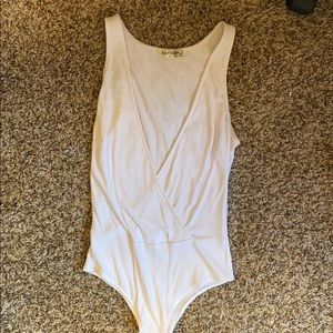 COPPER CLOSET Off-white bodysuit
